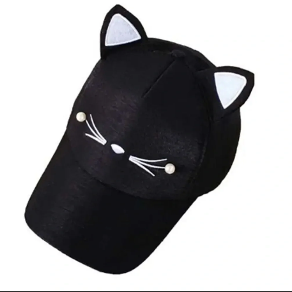 New Gentle Meow Women’s Black Baseball Cat Cap Hat With Whiskers & Ears Polar - Picture 2 of 16